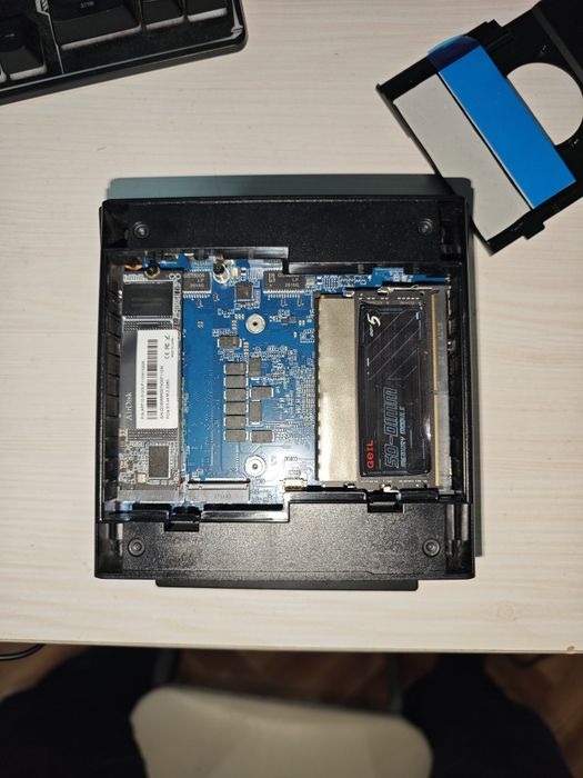 Chuwi Ubox мини пк