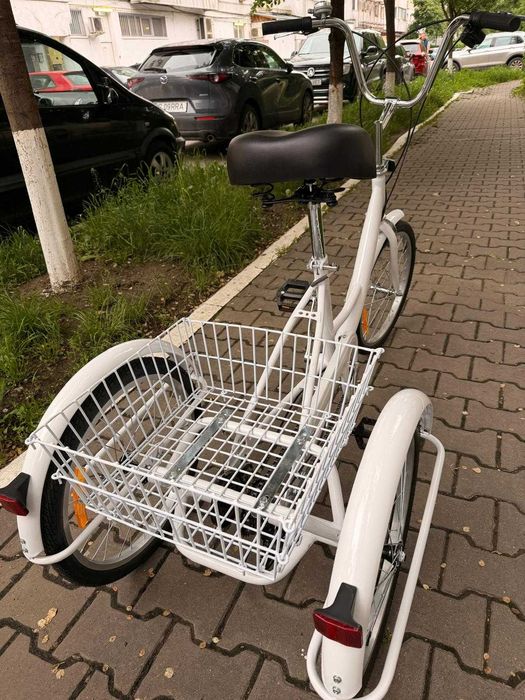 Tricicleta pentru adulti NOUA! NEFOLOSITA!