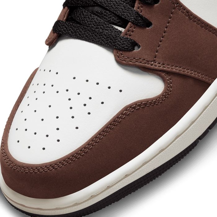 Air Jordan 1 Low "Mocha Brown" ОРИГИНАЛНИ мъжки маратонки - 42,5/27см
