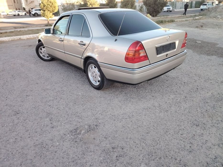 Продается Мерседес бенз