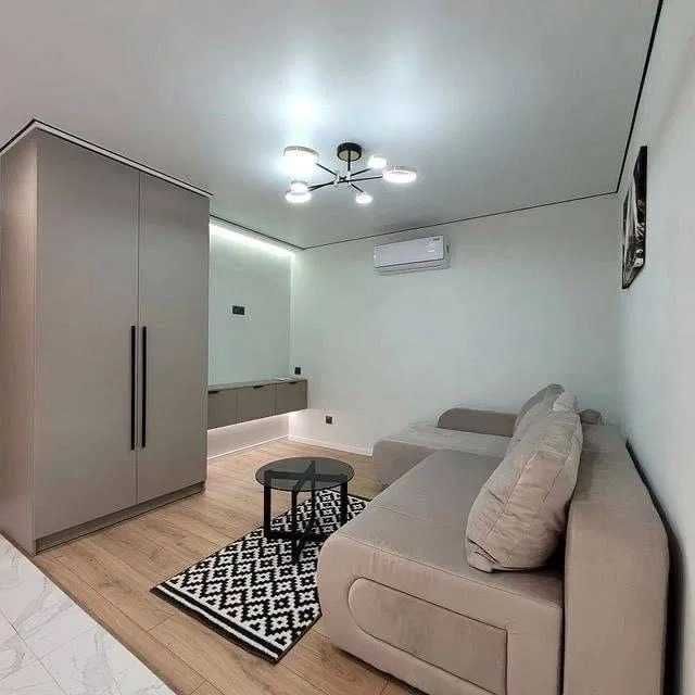 Сдаю 2х ком 9/6 квартиру в ЖК Лабзак ор-р рест- Сазанчик P5