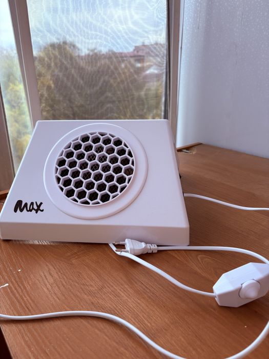 Маникюрный пылесос