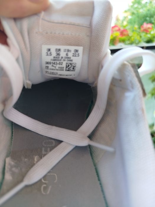 Спортни обувки  PUMA  дамски