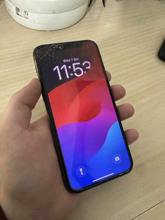 Iphone 11 pro.