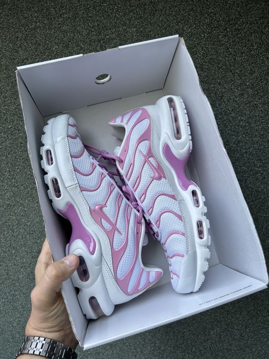 Nike Air Max PLUS By YOU UK9/EUR44номер/28.5см.