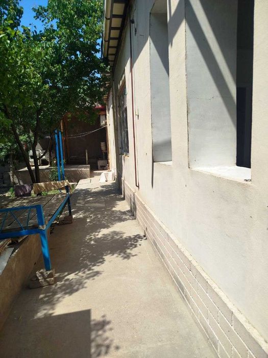 Ховли участка сотилади
