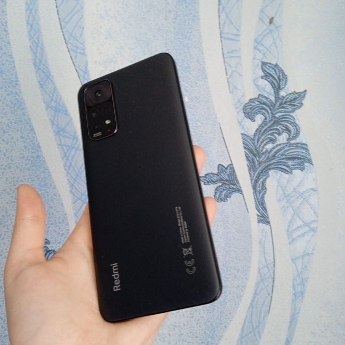 продам сяоми редми нот 11