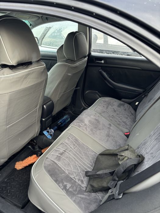 Продам тойоту авенсис