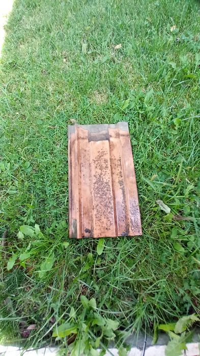 Țiglă veche + coama