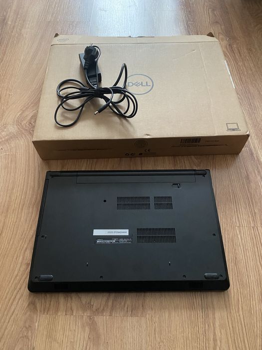 Laptop DELL Inspiron 3567