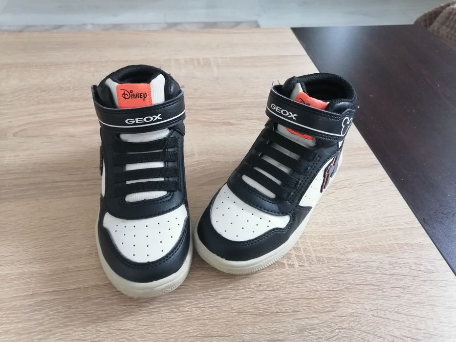 Сникърси Geox 27 НОМЕР