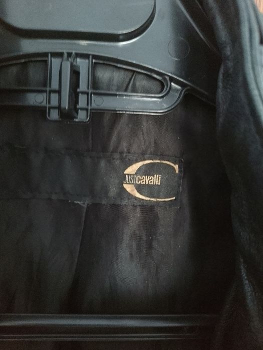 Geaca piele dama Cavalli, modernă și calitativă