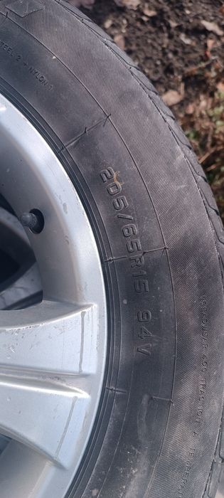 Продам диски с резиной субару