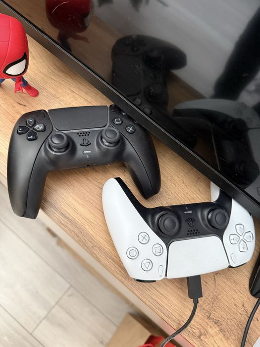 Продам Сони пс 5 500гб