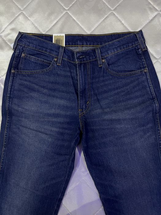 Джинсы levis 32/32 размера