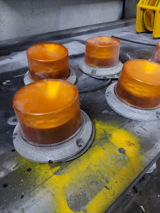 Проблесковый маяк мигалка