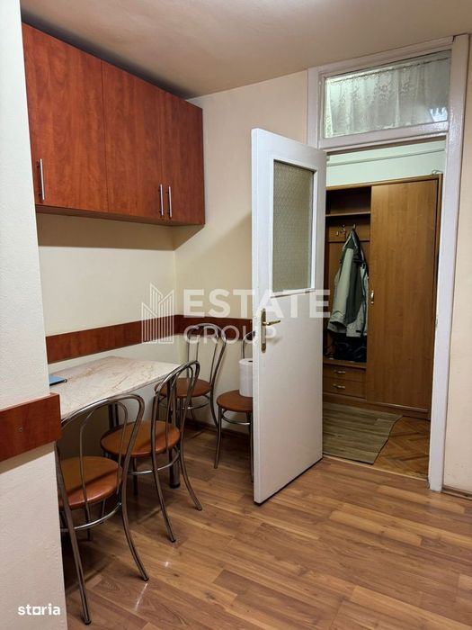 Apartament 3 camere decomandat, Girocului