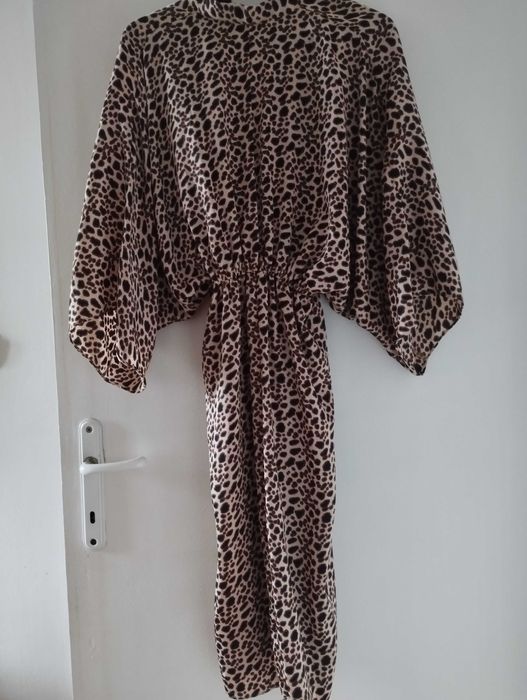 Рокля с животински принт по модел на Dolce and Gabbana