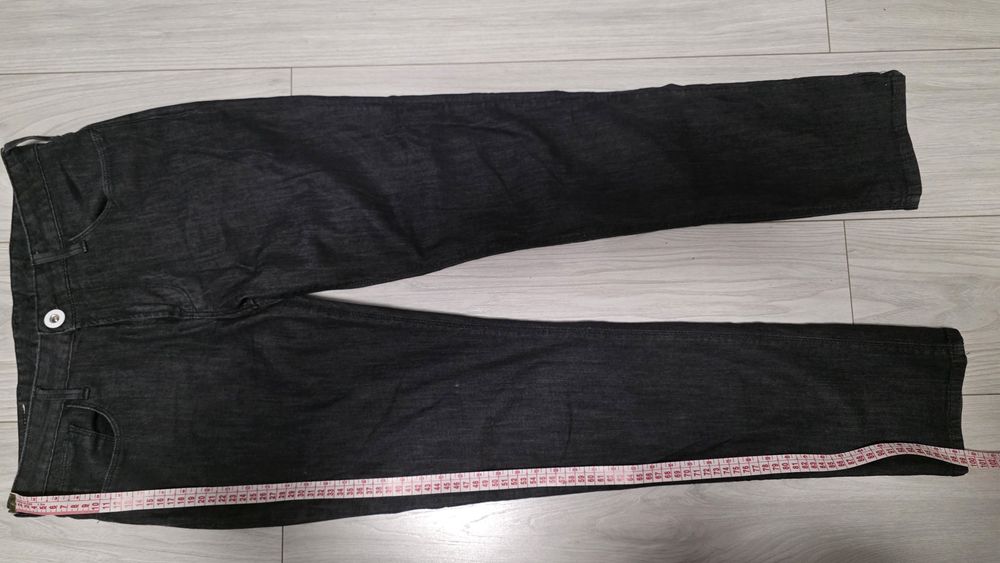 Blugi Armani Emporio