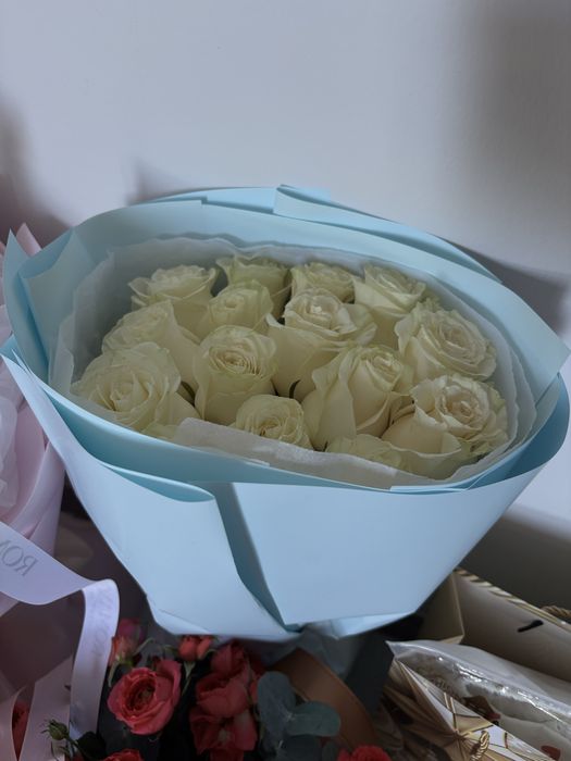 Цветы Роза 15 шт