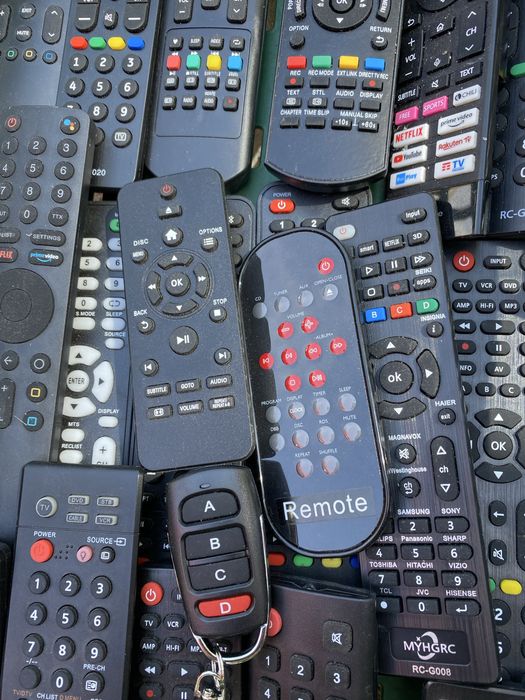 29 telecomenzi diverse modele