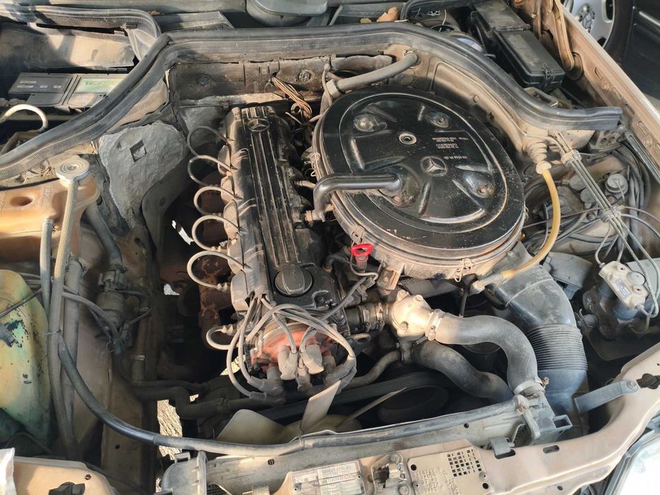 Mercedes-Benz E 320 1988 — 5