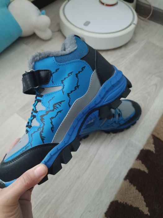 Новые зимние ботинки, рр 38 и 39