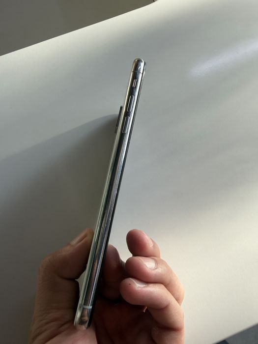 Iphone xs max o’zi