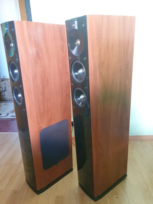 Boxe coloana 3 cai Bass Reflex Jamo s 606 210 watti