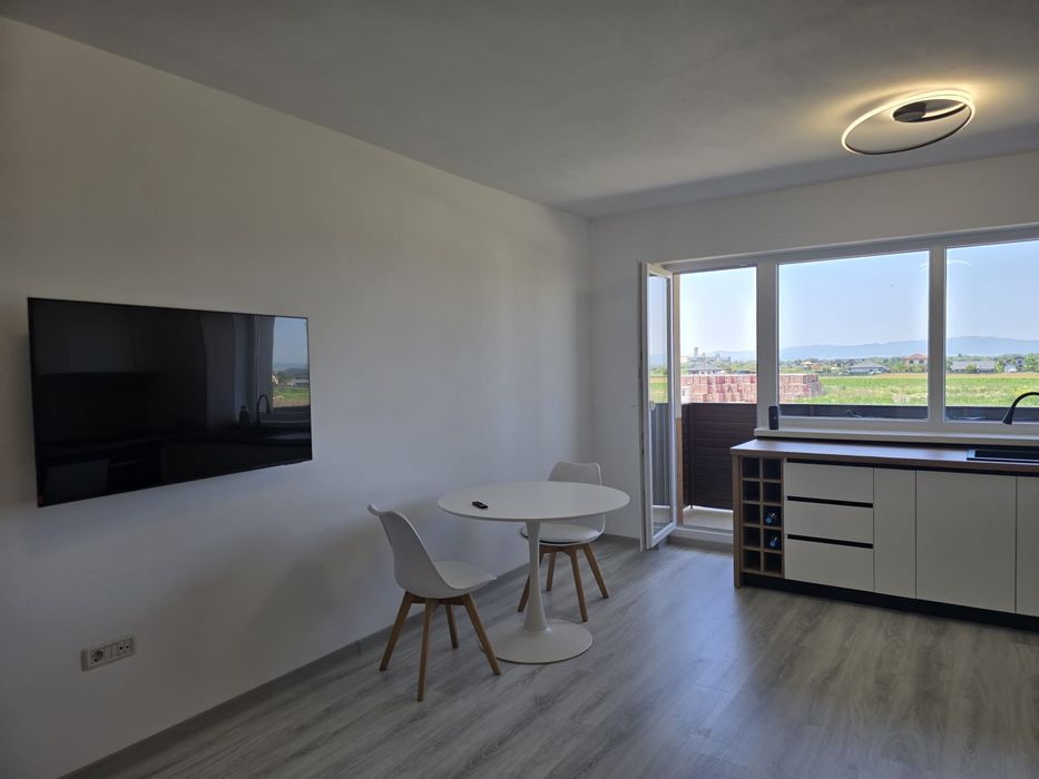 Studio Subcetate | 54mp | Parcare Inclusa | Nou