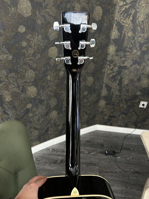 Акустинча китара SX