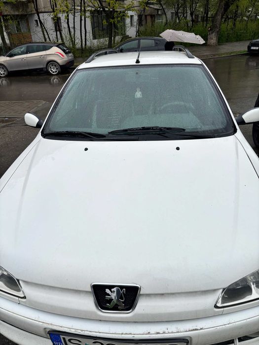 Vând Peugeot 306, an 2001, motor 2.0 HDI diesel, 90 CP