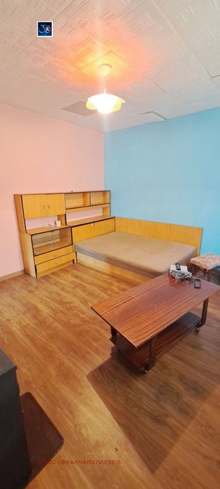 Къща в Плевен, област-с.Милковица площ 120 цена 50000