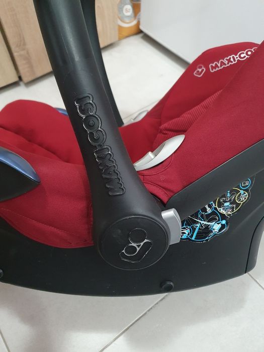 Столче за кола Maxi-Cosi