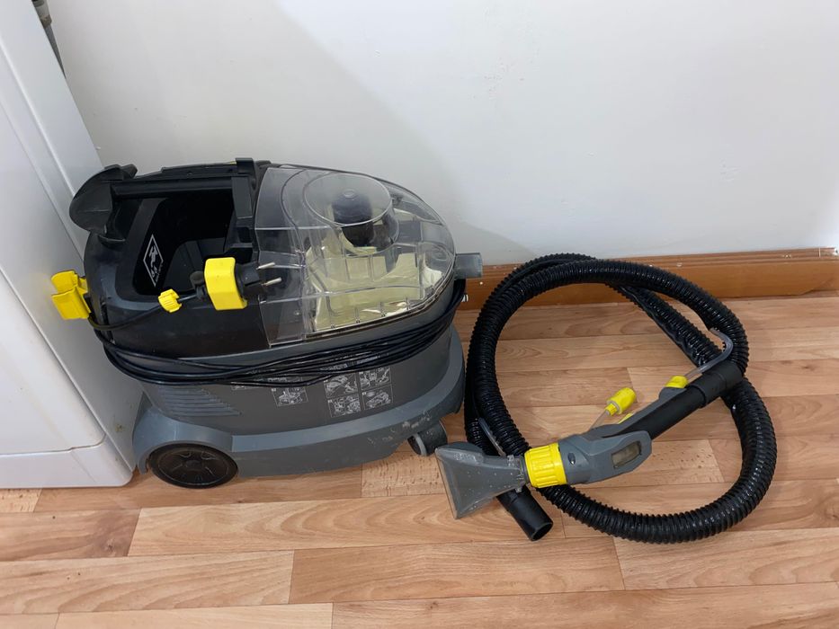 Пылесос Karcher Puzzi 8/1 серый
