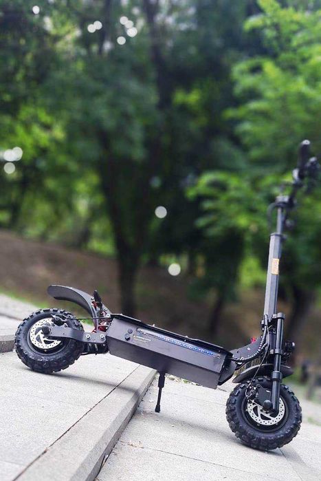 Trotineta Electrica - Noua cu Motor 2600w 52v18ah scuter naveta Nou