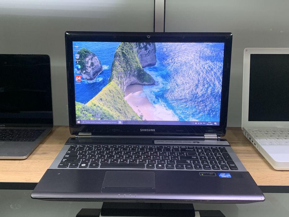 Samsung i5-2410M / 6GB/ 500 HDD/ GT 540M. Ноутбук полностью обслужен!