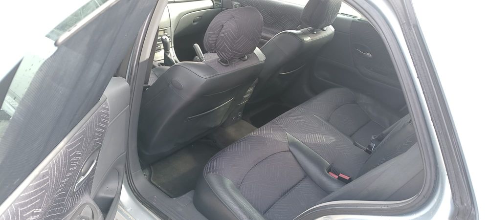 Vând Renault laguna 2