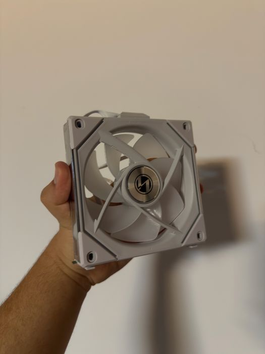 Vand Ventilator Lian Li White