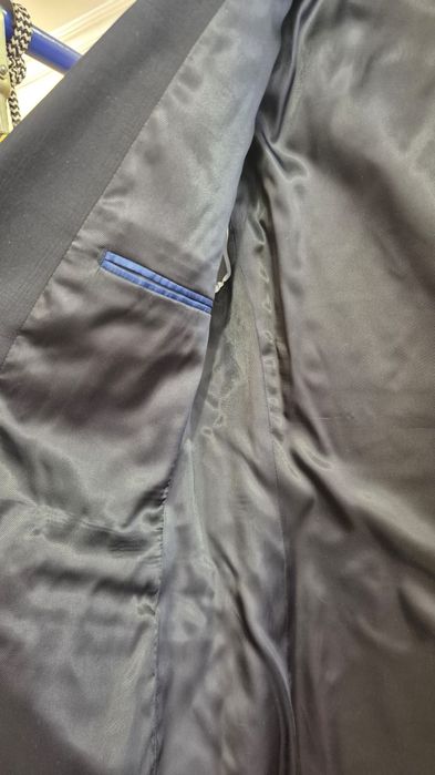 Продам мужской костюм