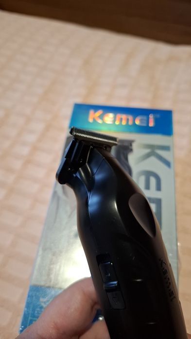 Машинка для стрижки. Тример.