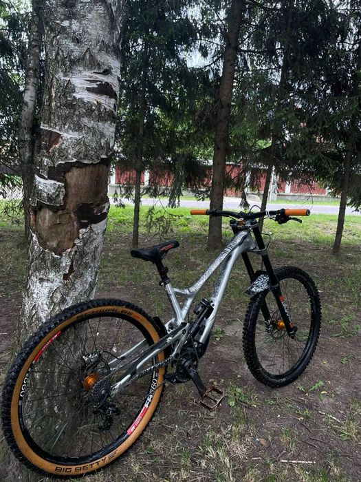 Commencal Supreme DH 4.2 2020