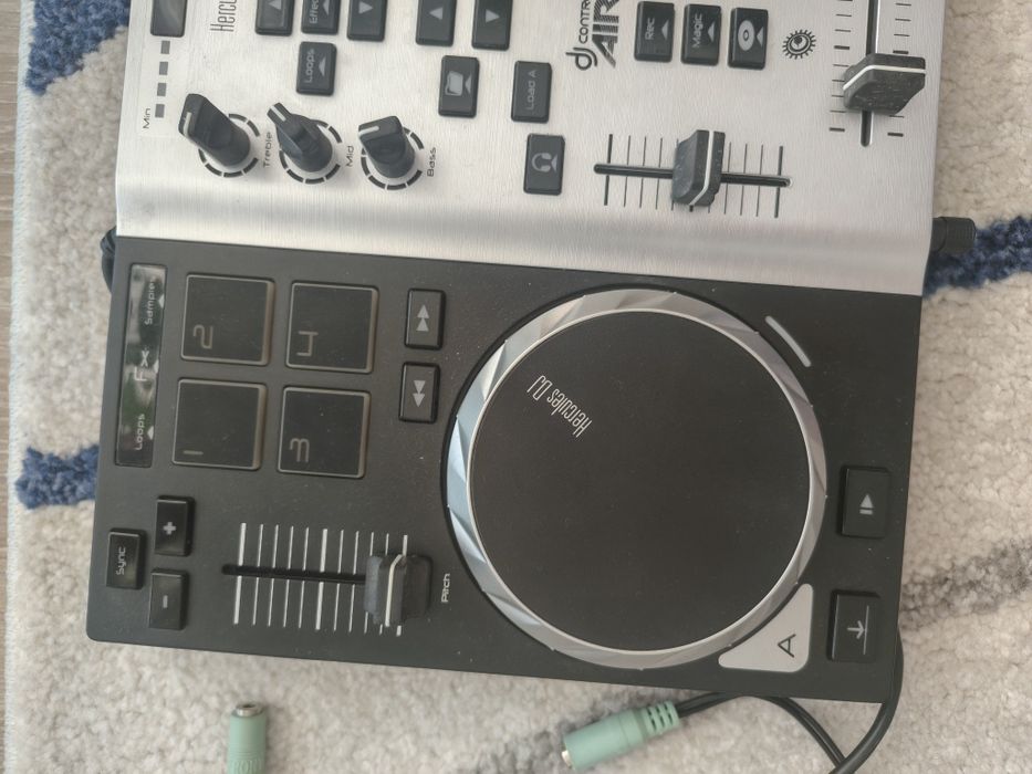 Consola mixaj DJ