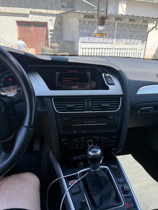 AUDI A4 0 — imagine 5