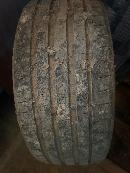 Продам резину летняя 245:45:18