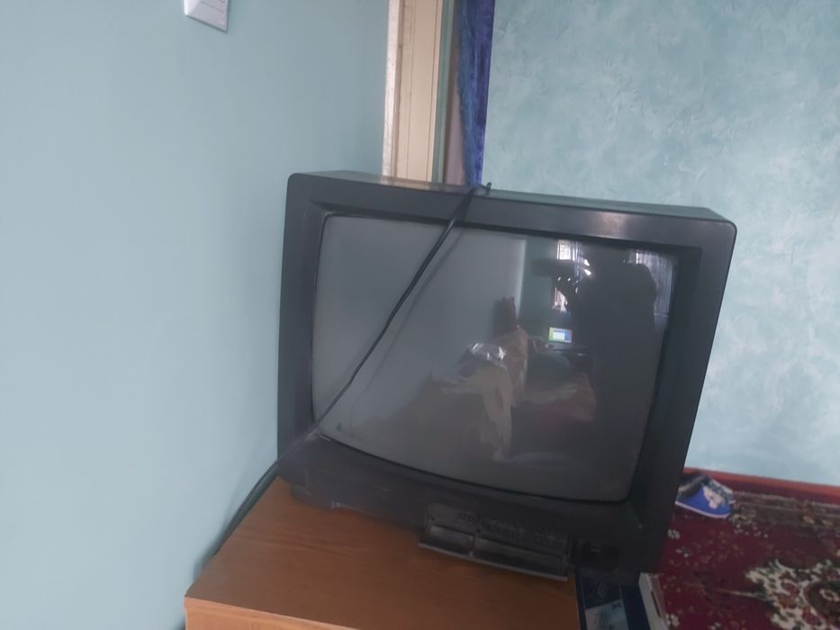 Телевизор  цветной