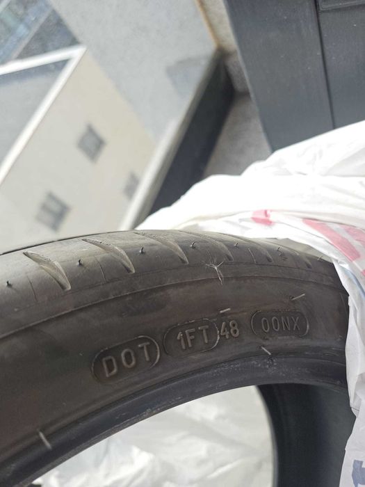 Michelin PS4 215/40 r18