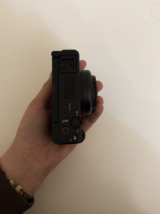 камера Sony ZV-1