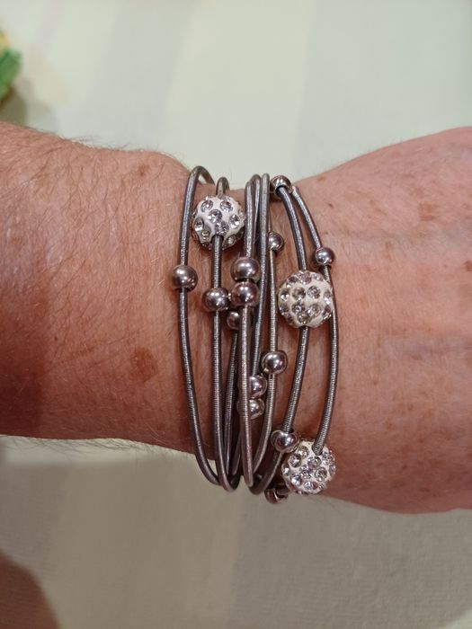 Гривна ефектна за ръка