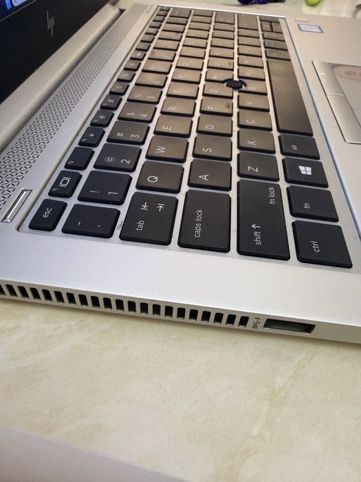 Hp EliteBook ноутбук сотилади , офис ишлари ва укиш учун зор